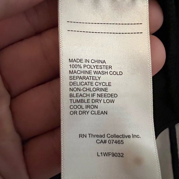 LAUNDRY BY SHELLI SEGAL Bouclé Trim Shirt - Picture 5 of 10